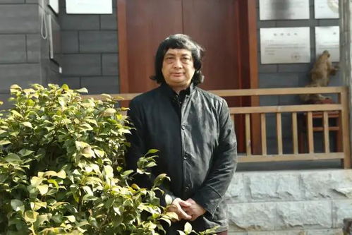 從泥火中走出的國匠 一位小鎮(zhèn)青年到陶瓷藝術(shù)大師的淬煉之路